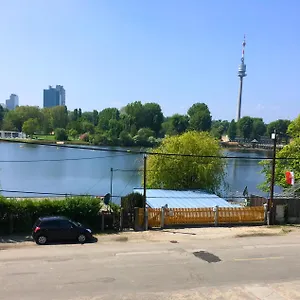 Ajo Apartments - Alte Donau Lake View Balcony Studio - Self-Check-In Wien